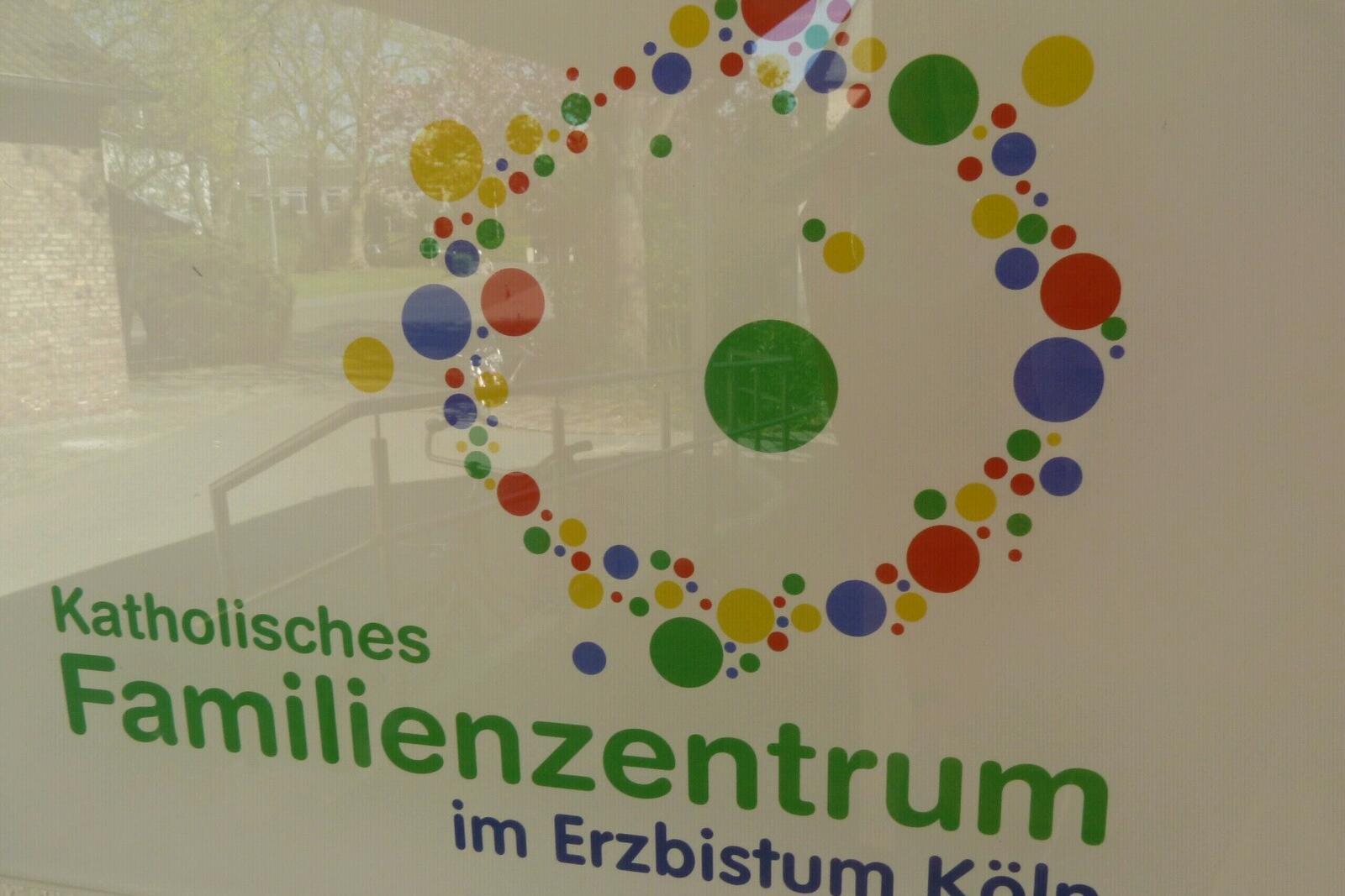 Logo Familienzentrum